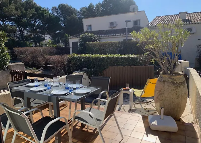 385 4 Pers Heliovillage Agde